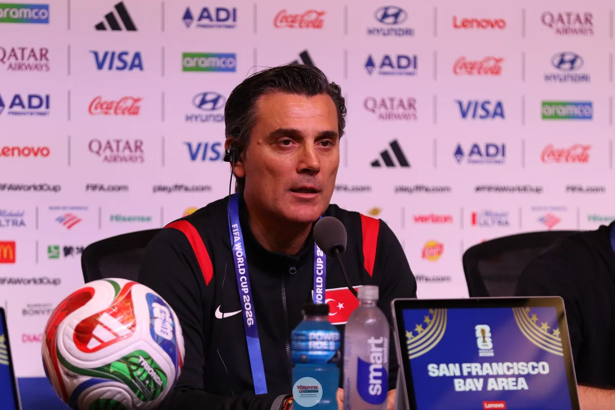 Vincenzo Montella: Topa sahip olduğumuzda kendimizi daha rahat hisseden bir takımız. Ancak rakip savunmanın arkasına daha fazla ve daha derin koşular yapmamız gerekiyor. Çünkü modern futbol, artık geriye yaslanan takımlara karşı bunu gerektiriyor. Al