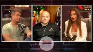 The Anchormen programında Iva Heckmann, peptitlere yönelik artan ilgiyi ele alarak; bu maddelerin sağlık rutinine dahil edilmeden önce kapsamlı araştırma yapılmasının, bilinçli kullanımın ve dozaj ile kür döngülerinin doğru anlaşılmasının önemini vur
