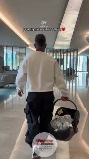 Gizem Kaya, yeni doğan bebeklerini kucağında taşıyan eşi Tolga Akış'ın fotoğrafını "Baba olarak ilk yürüyüşüm" notuyla paylaştı.