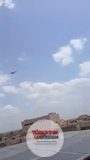 Mali'de, Rusya bağlantılı Afrika Kolordusu'na ait Sovyet yapımı bir Su-24 bombardıman uçağı uçuş sırasında görüntülendi.
