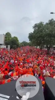 Hollandalı taraftarlar İsveç maçı öncesi büyük heyecan yaşıyor!