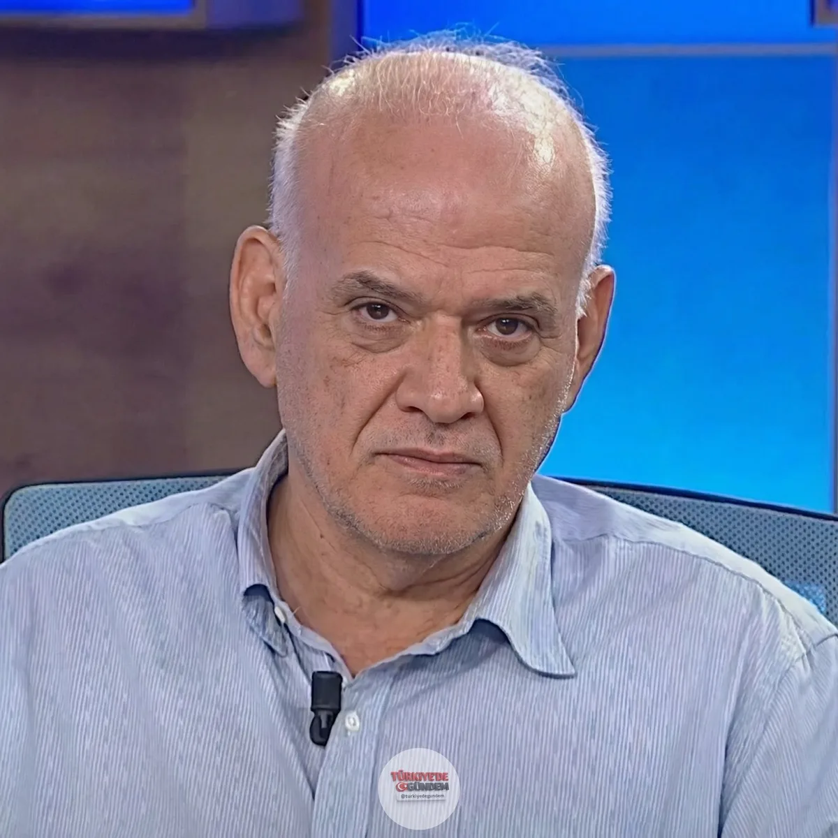 Ahmet Çakar: "Hakan Çalhanoğlu maalesef bir yılandır. Eğer bu kadroyu Montella değil de Hakan Çalhanoğlu kurmadıysa, benim adım da Ahmet değil. Montella'yı bile kanatları altına almış durumda."