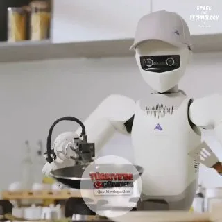 Günlük işlerin geniş bir yelpazesinde yardımcı olmak üzere tasarlanan insansı robot Astribot T1 tanıtıldı. Her biri 5 kilograma kadar yük taşıyabilen gelişmiş kollara ve ellere sahip olan robot; evlerde, iş yerlerinde ve endüstriyel alanlarda kullanı