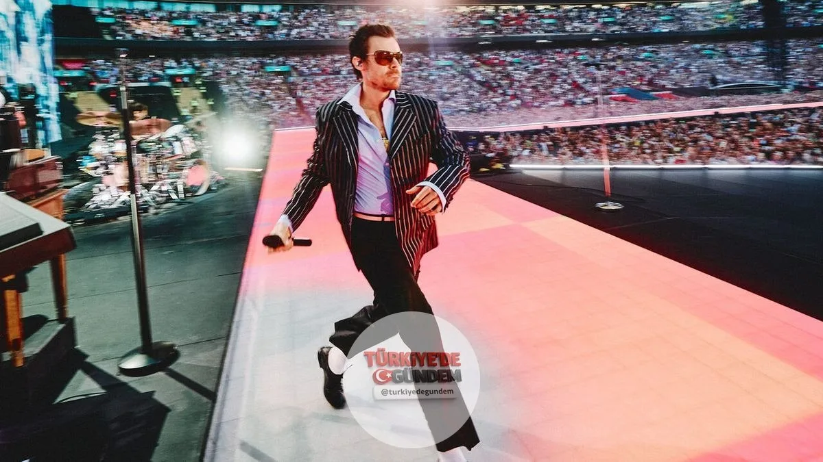 Harry Styles'ın önceki turnesi 79 şehri kapsıyordu. Ancak işler eskisi gibi değil; yeni turnesi sadece yedi şehre konuk olacak. Daha az seyahat eden tek müzisyen, İngiliz yıldız değil. Fotoğraf: Anthony Pham