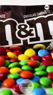 Mars, M&M's'in yapay renklendirici içermeyen ve klasik renklerinden ikisinin bulunmadığı yeni bir versiyonunu duyurdu.