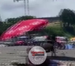 Düzce'de kalkış yapmaya çalışan motorlu yamaç paraşütü kalabalığın arasına daldı; 3 kişi yaralandı.