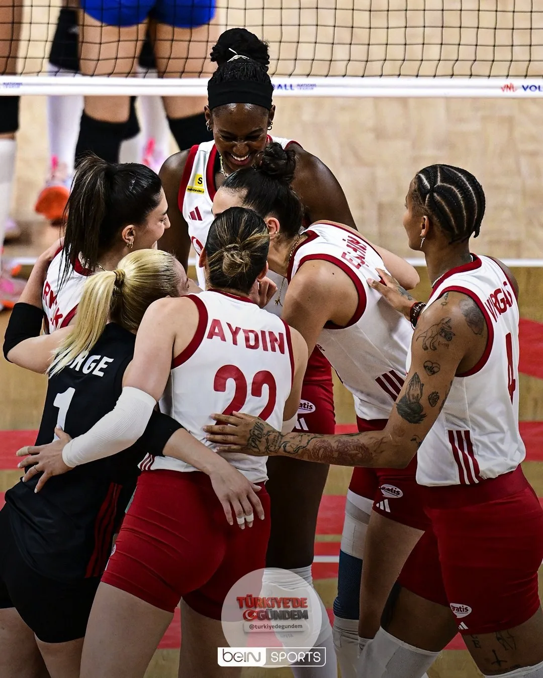 2026 FIVB Milletler Ligi'nin 2. hafta kapanış maçında A Milli Kadın Voleybol Takımımız, 5. sete uzayan mücadelede Çin'i mağlup etti! Türkiye 3-2 Çin