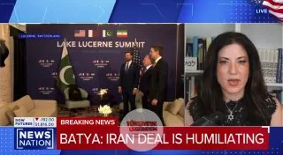 Yahudi asıllı Amerikalı gazeteci Batya Ungar-Sargon, İsviçre'de yürütülen ABD-İran barış görüşmelerini "Amerika için tam bir aşağılanma" olarak nitelendirdi. Ungar-Sargon, Washington'ın askeri üstünlüğüne rağmen İran'a yaptırım muafiyeti gibi büyük t