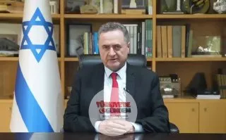 İsrail Savunma Bakanı Israel Katz: İsrail ordusu, her türlü tehdide karşı kararlı bir şekilde hareket etmek için tam operasyonel özgürlüğe sahiptir. Askerlerimiz, bölgedeki tehditleri etkisiz hale getirmeye ve terör altyapısını yok etmeye devam edece