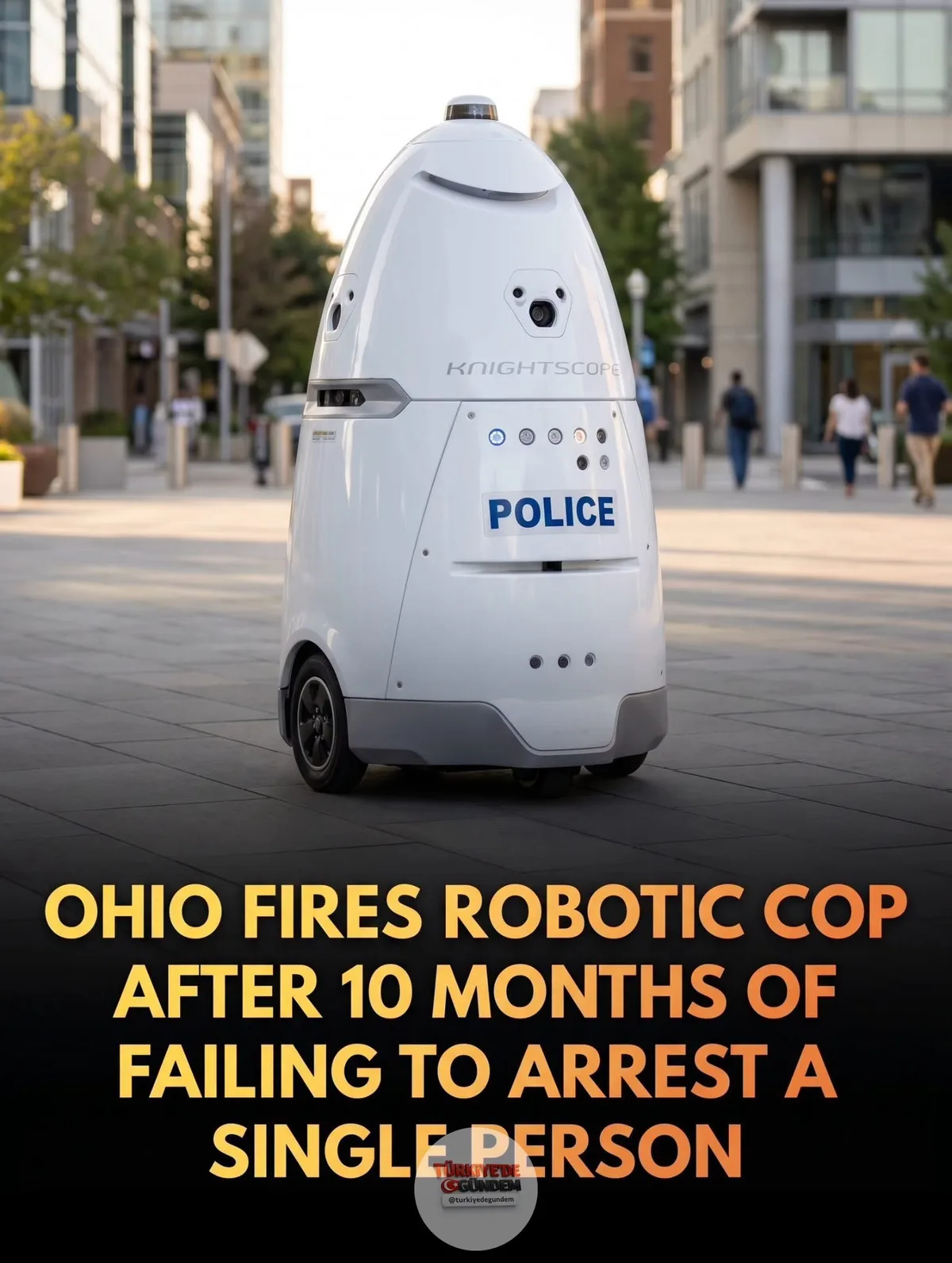 1-) 💹 On ay boyunca tek bir tutuklama yapamayan veya ceza kesemeyen robot polis, 67 bin dolara mal olduktan sonra görevden alındı. Ohio'daki Dublin Polis Departmanı, kayda değer hiçbir sonuç üretemeyen otonom devriye robotu "DubBot"u resmen emekliye