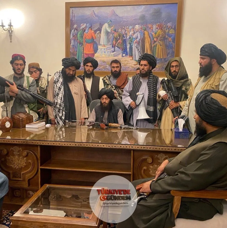 Avrupa Birliği, Taliban heyetine bir günlük vize verdi. Gerekçe ise "göç konulu toplantı" olarak açıklandı.