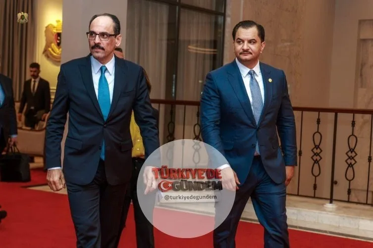 İbrahim Kalın bu kez Bingazi’deydi. MİT Başkanı Kalın, Libya Ulusal Ordusu Genel Komutan Yardımcısı Orgeneral Saddam Hafter ile bir araya geldi. Masada Libya’daki barış süreci, ülkenin doğu ve batısındaki askeri yapıların birleşmesi ve Türkiye-Libya