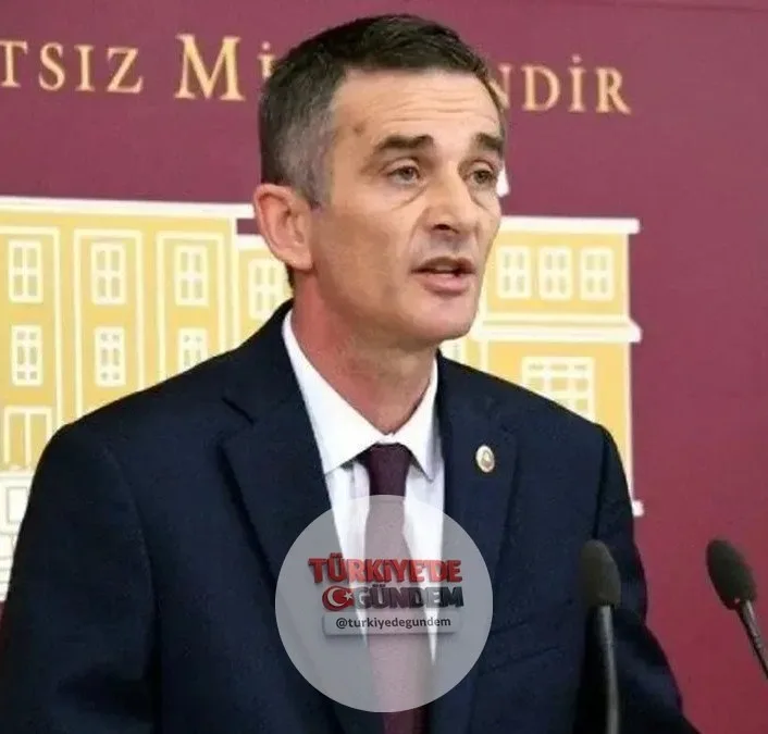 Sakarya Milletvekili Ümit Dikbayır, CHP'den istifa etti.