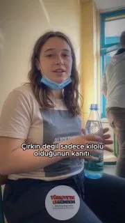 Kilo veren kadın, yaşadığı değişimi belgeledi.