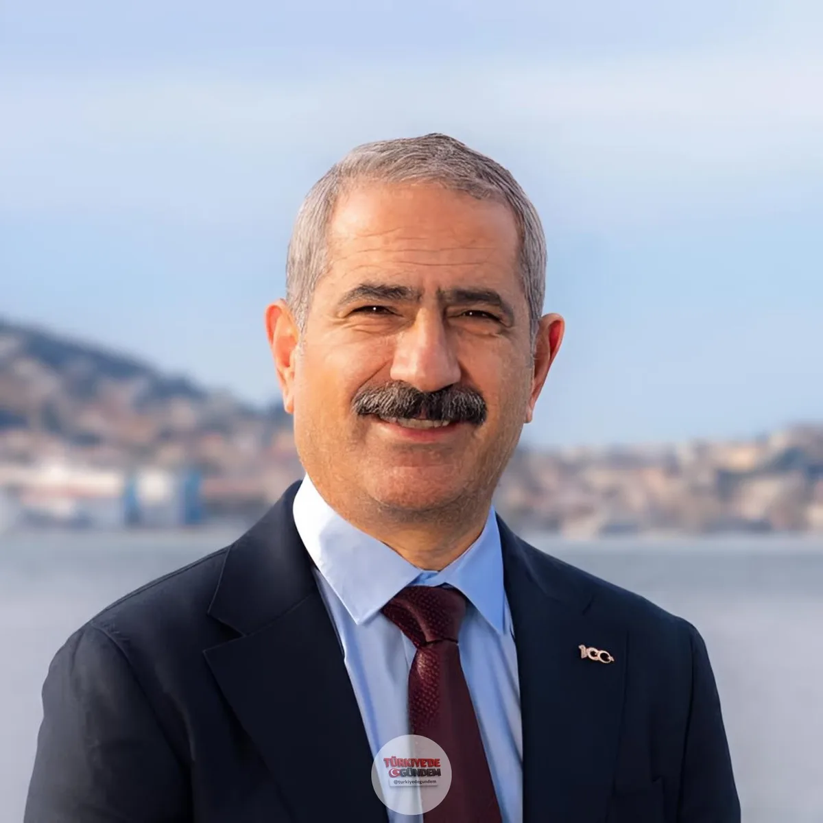Adalar Belediye Başkanı Ali Ercan Akpolat ve Silifke Belediye Başkanı Mustafa Turgut görevden alındı.