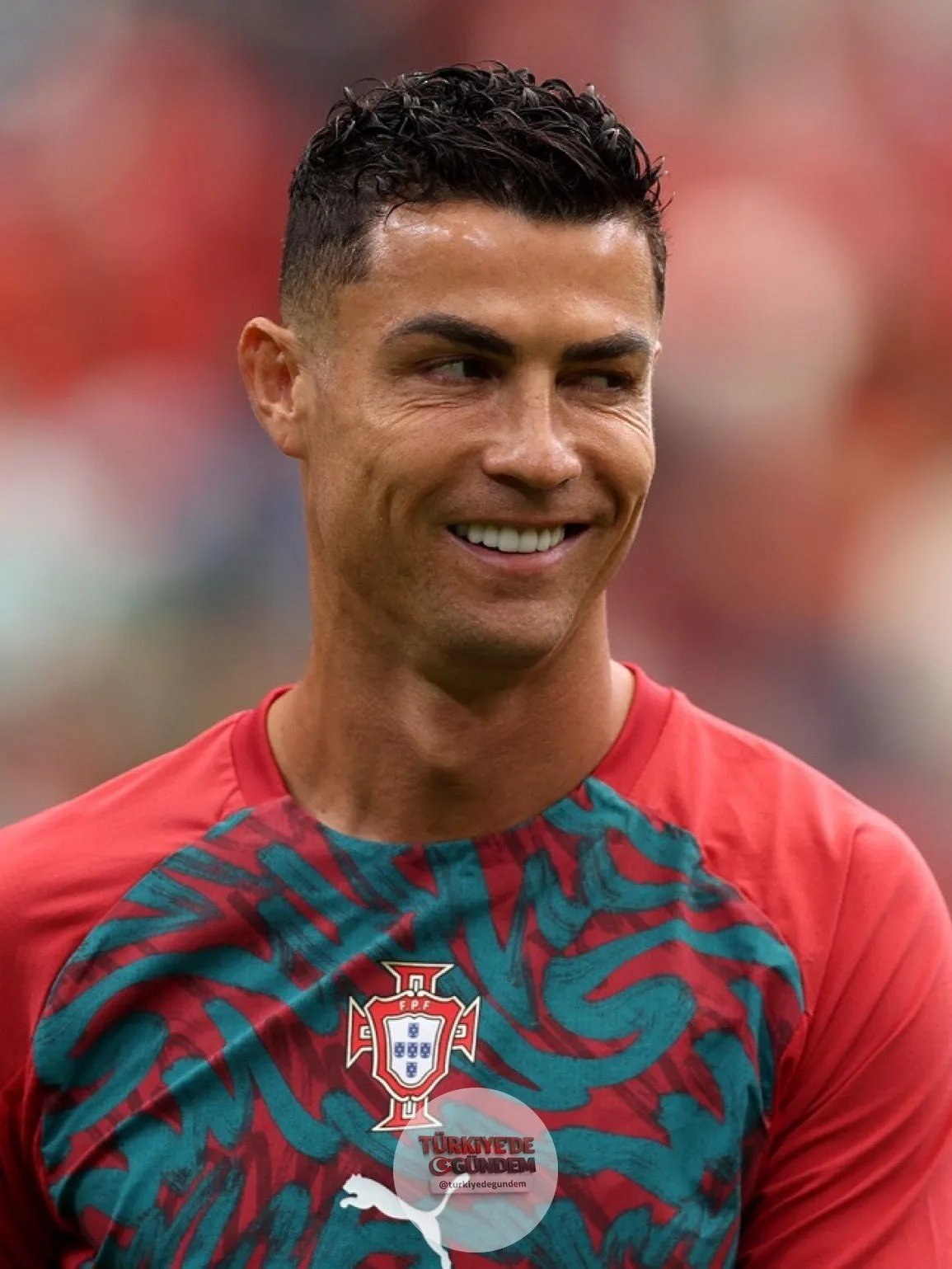 Cristiano Ronaldo: "Herkes benim emekli olduğumu zannediyordu. Hayır! Ben buradayım."