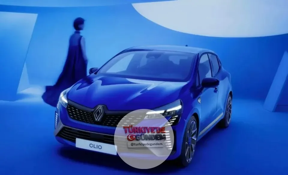 Türkiye'de Yılın Otomobili belli oldu. Otomotiv Gazetecileri Derneği (OGD) tarafından düzenlenen "Türkiye'de Yılın Otomobili 2026" yarışmasında birinciliği OYAK Renault Clio kazandı. BMW iX3 ikinci sırada yer alırken, Togg T10F ise yarışmayı üçüncü o
