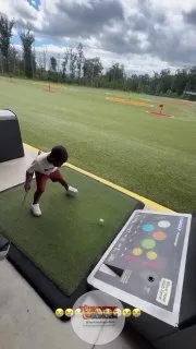 Lamine Yamal, kardeşinin golf oynadığı anları paylaştı.