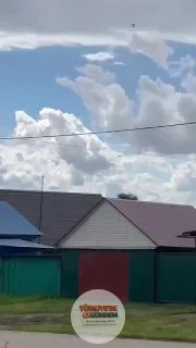Ukrayna ordusu, sınırdan 1.350 kilometre uzaklıktaki Ufa'da bulunan Rus petrol rafinerisini, bu kez "Lyutyi" tipi bomba yüklü İHA'larla vurdu. Sınıra daha yakın olan Krasnodar'da gerçekleştirilen saldırıda ise yakıt tankları alevler içinde kaldı.
