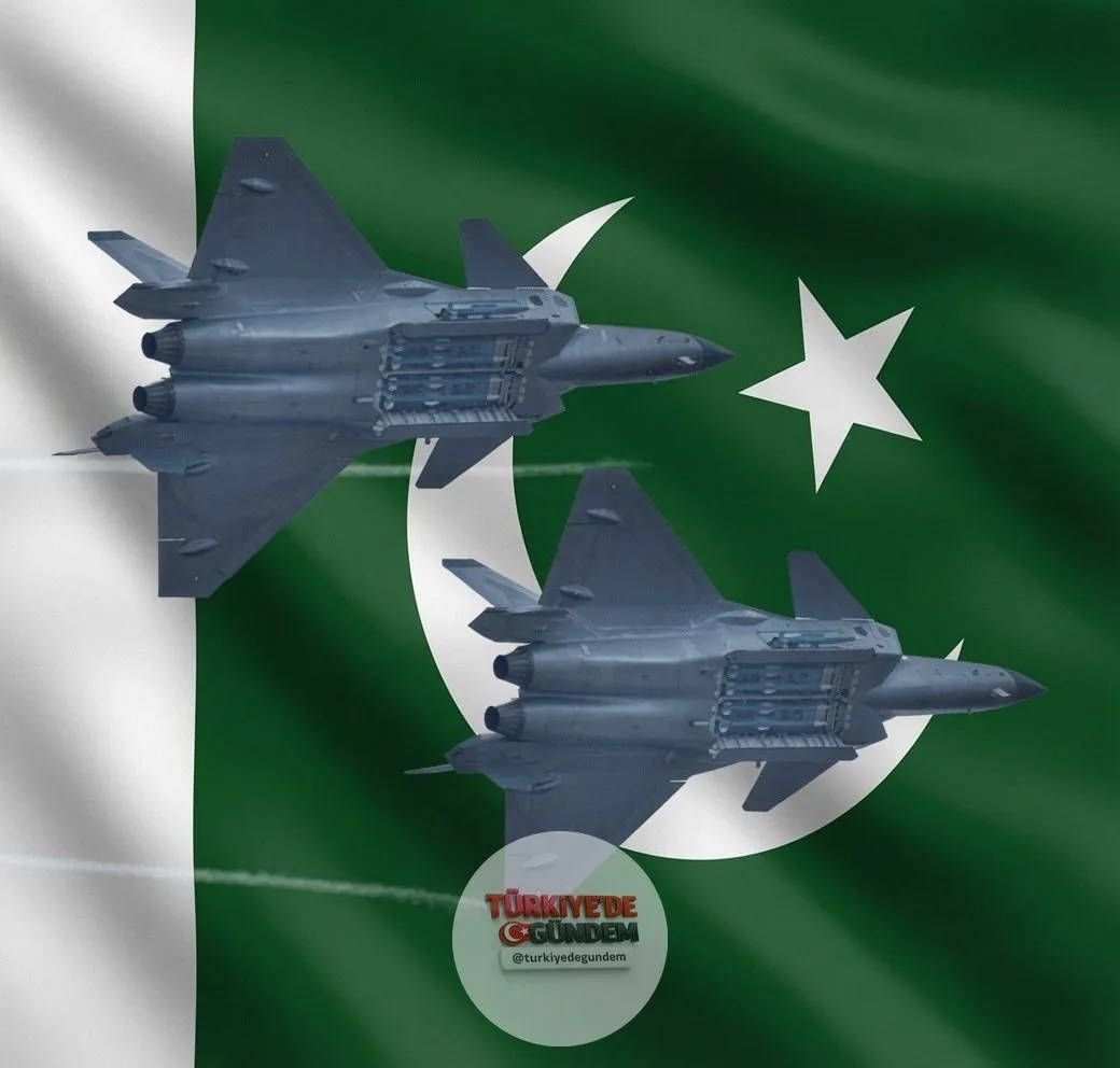 SON DAKİKA: Pakistan, Çin üretimi J-35 (F-35 benzeri) hayalet uçaklarının ilk teslimatını Aralık 2026'da alacak. -Hint medya organları