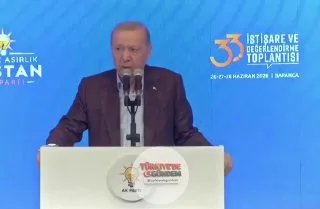 Cumhurbaşkanı Erdoğan: Başörtüsü anormal, marjinal veya radikal değildir. Hiçbir şekilde belirli bir mezhebin, belirli bir topluluğun veya bir ideolojinin simgesi değildir.