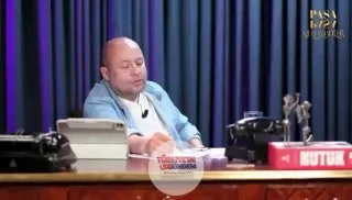 Yapımcı Faruk Turgut, Sıla Türkoğlu'nun Kızılcık Şerbeti dizisinden aldığı ücretten memnun kalmadığı için ayrıldığını belirtti. Turgut, "Kendileriyle eş değer oyuncuların yüksek rakamlar aldığını görünce diziden ayrılıyorlar. 'Ben 3 liraya oynuyorum,