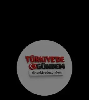SON DAKİKA: Batı Şeria'da bir İsrail askerinin, içinde Filistinli gençlerin bulunduğu araca ses bombası attığı anlar görüntülendi.