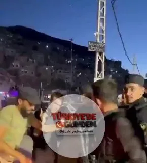 SON DAKİKA: Suriye ordusu, ülke içindeki ajanlara yönelik geniş çaplı bir operasyon başlattı.